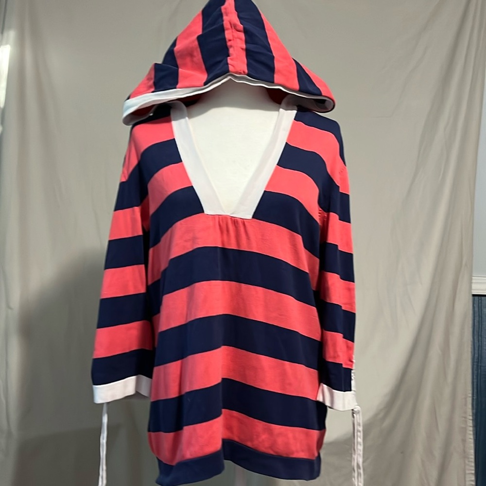 Lilly Pulitzer Hooded 3/4 sleeve Sweater with ties at sleeves